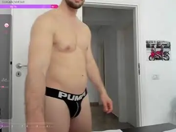 Chaturbate Live Sex Cam of hard_chriss
