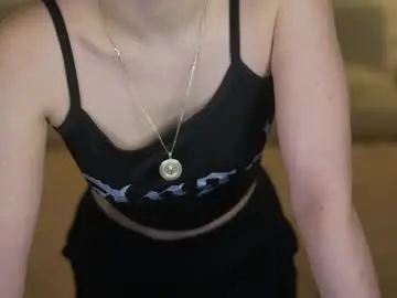 Chaturbate Live Sex of kira0541