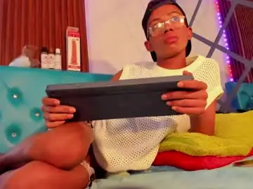 Chaturbate Watch Live Sex Cams of patrick_lovee