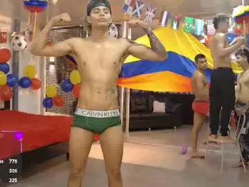 Chaturbate Live Sex Cam of boysgang_sex