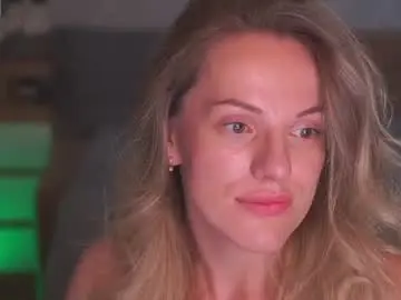 Chaturbate Watch Live Sex Cams of vanille_mystery