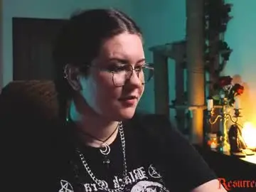 Chaturbate Free Live Porn of laura_karamazov