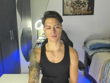 Chaturbate Live Sex Cam of jeeanpii01