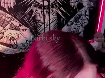 Chaturbate Live Sex Cam of barbi_sky