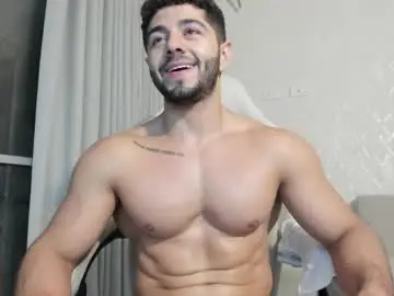 Chaturbate Live Sex Cam of thiago_moretti