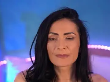 Chaturbate Live Porn of raisavawn