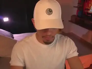 Chaturbate Sex Cam of aaronfox_