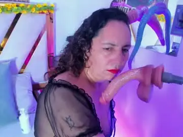 Chaturbate Live Sex Cam of luna_naughty1