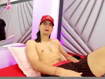 Chaturbate Live Sex Cam of martshall09