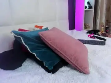 Chaturbate Live Sex Cam of gigi_duran