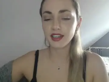 Chaturbate Live Sex Cam of scarlettxblonde
