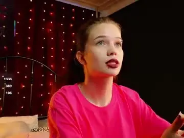 Chaturbate Live Sex Cam of gg_viper