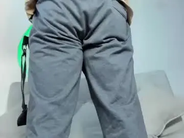 Chaturbate Watch Live Sex Cams of leocarter_