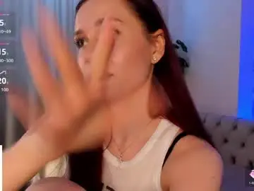 Chaturbate Nude Webcam of aria_mila