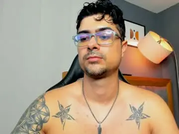 Chaturbate Watch Live Sex Cams of adam_clarke