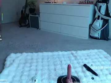 Chaturbate Live Porn of petitebrat