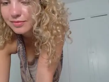 Chaturbate Free Porn Cam of theislandgirl