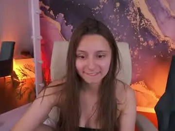 Chaturbate Adult Webcams of tinynataliee