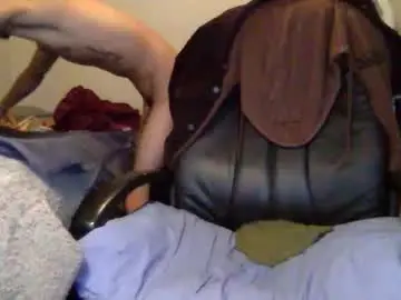 Chaturbate Live Sex Cam of el_papi24