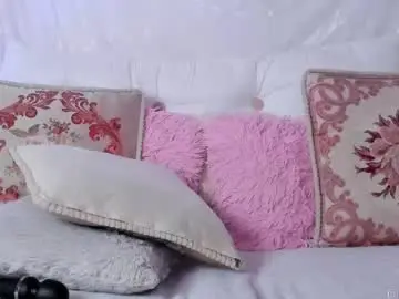 Chaturbate Free Live Porn of julieta_cooper20