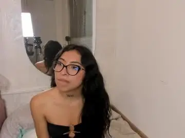 Chaturbate Sex Cam of alessia_storm_