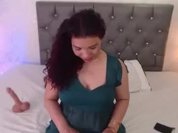 Chaturbate Live Sex of serena_houstonn