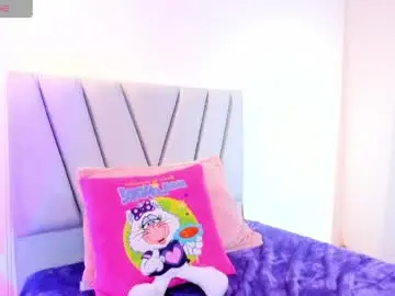 Chaturbate Nude Webcam of annie18_