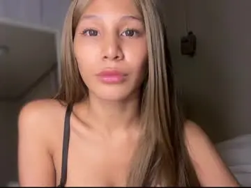 Chaturbate Free Live Porn of stellamckinley