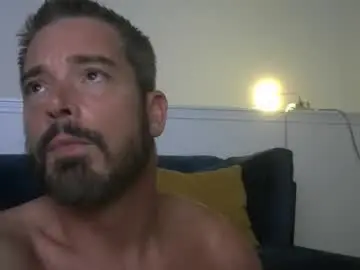 Chaturbate Live Porn of biggin10inch