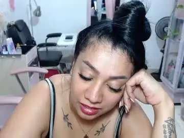 Chaturbate Sex Cam of titsbiglovers