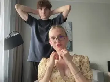 Chaturbate Free Porn Cam of drinklinov