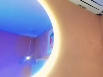 Chaturbate Watch Live Sex Cams of noa_moon