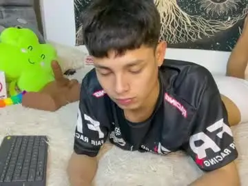 Chaturbate Adult Webcam of andy_belier