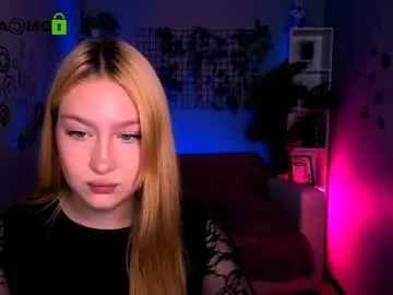 Chaturbate Live Sex Cam of playful_sophie