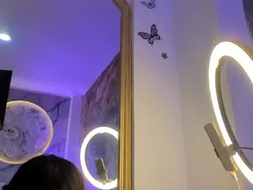 Chaturbate Live Sex Cam of alondrasoomer