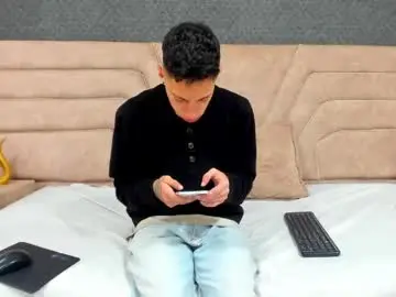 Chaturbate Live Sex of thiagos19