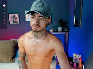 Chaturbate Live Sex Cam of keneth_collins