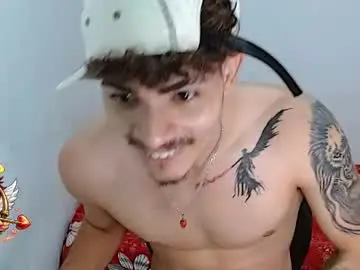 Chaturbate Live Sex Cam of andr_093