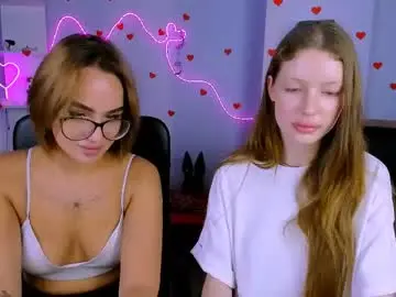 Chaturbate Live Sex Cam of cristin_kisses