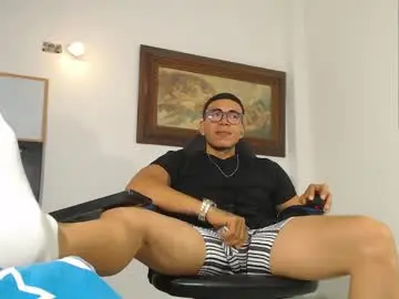 Chaturbate Best Webcam of alejandrocock23