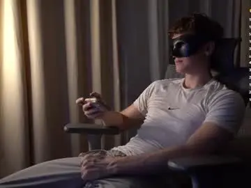 Chaturbate Live Sex Cam of maestro3369