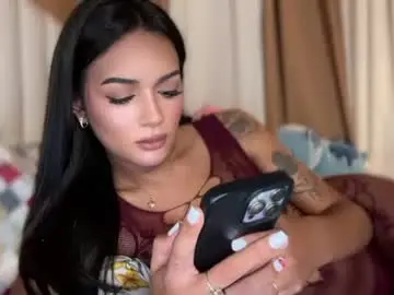 Chaturbate Live Sex of yummyrenalyn