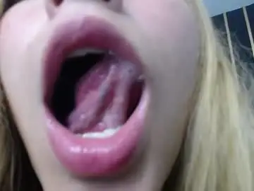 Chaturbate Free Live Porn of nancy_blonde