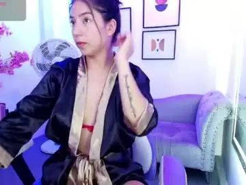 Chaturbate Best live sex cam show of ema_louisx