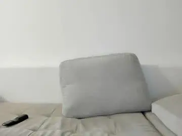Chaturbate Watch Live Sex Cams of roberto4ever