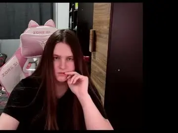 Chaturbate Live Sex Cam of yjufo