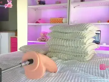 Chaturbate Live Sex Cam of chiaretta99