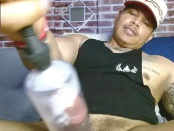 Chaturbate Live Sex Cam of jordan_bigcock24