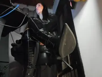 Chaturbate Watch Live Sex Cams of mistressanna_