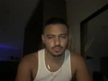 Chaturbate Watch Live Sex Cams of whatarewedoing90